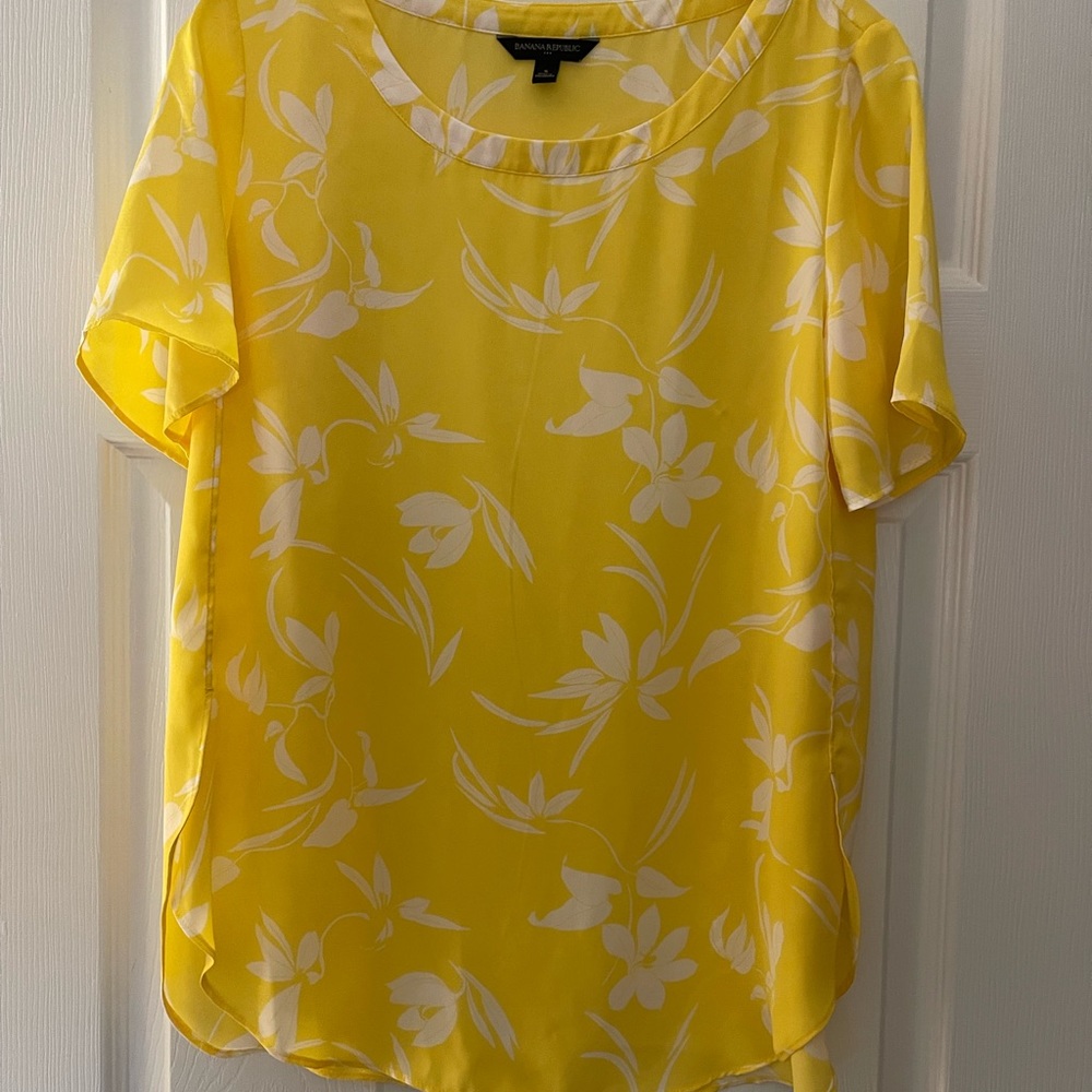 Woman's short sleeve Blouse